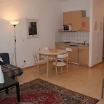 Wohnen In Apartment *